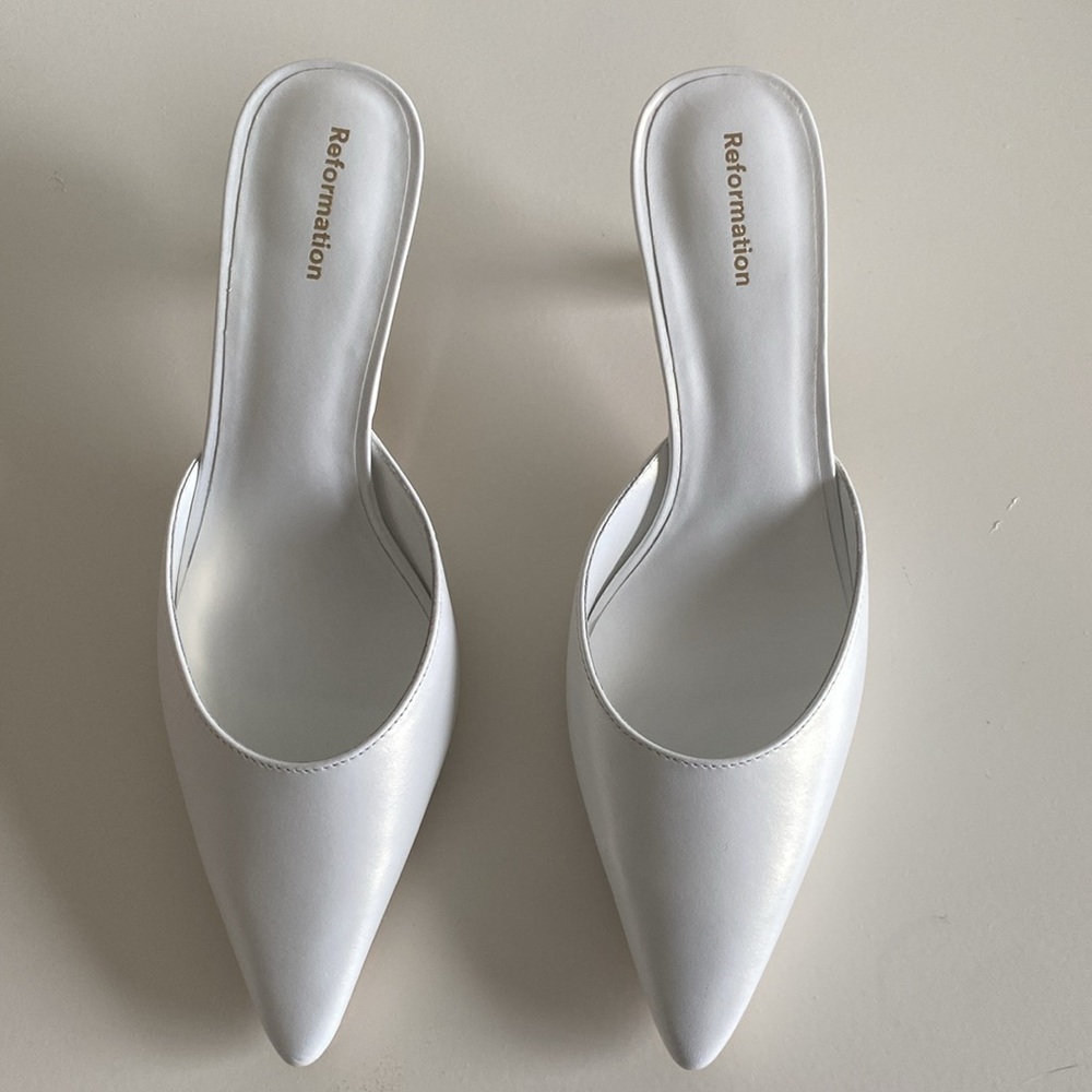 NWT REFORMATION KITTEN HEELS
